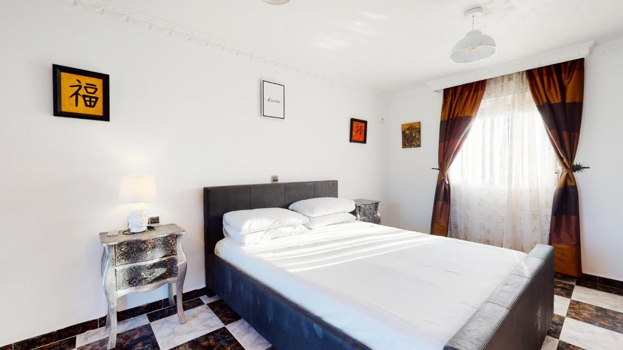 Majestic Villa By The Beach Heated Private Pool & Jacuzzi 베날마데나코스타 외부 사진