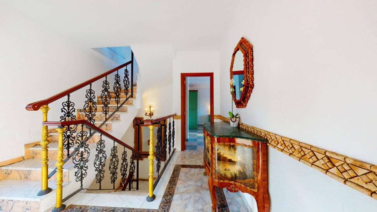 Majestic Villa By The Beach Heated Private Pool & Jacuzzi 베날마데나코스타 외부 사진