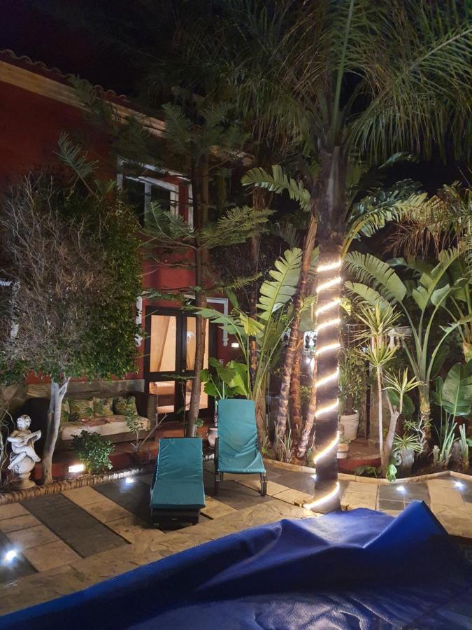 Majestic Villa By The Beach Heated Private Pool & Jacuzzi 베날마데나코스타 외부 사진