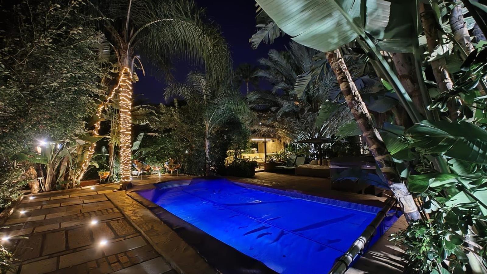 Majestic Villa By The Beach Heated Private Pool & Jacuzzi 베날마데나코스타 외부 사진
